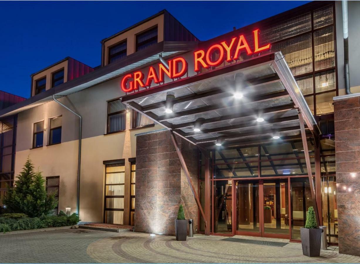 بوزنان Grand Royal Hotel المظهر الخارجي الصورة